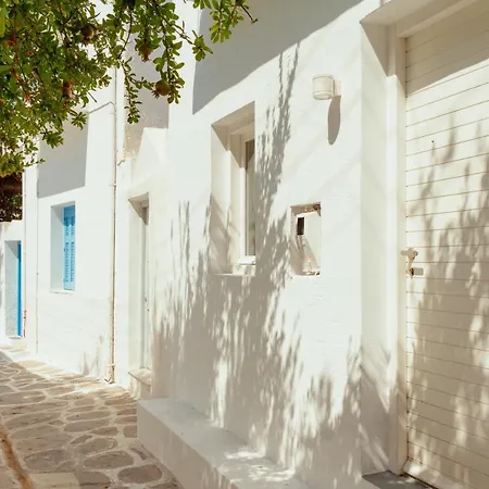 Rooftop House In The Old Town Of Parikia - Сasa de vacaciones *