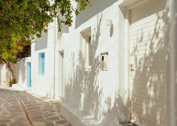 Rooftop House In The Old Town Of Parikia - Сasa de vacaciones *