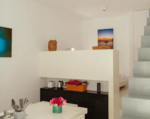 Rooftop House In The Old Town Of Parikia - * Páros